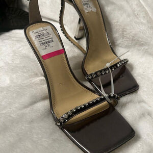 Marc Fisher rhinestone ankle strap sandals heels. Size 7.5